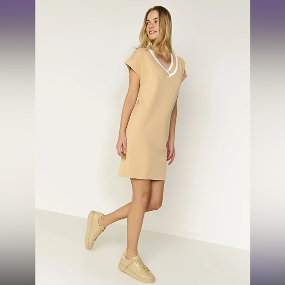 Knit dress. NWT. Mini dress - Picture 2 of 4